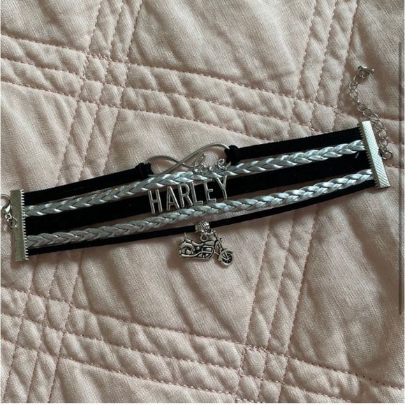 Cute multi layer bracelet - Picture 3 of 4